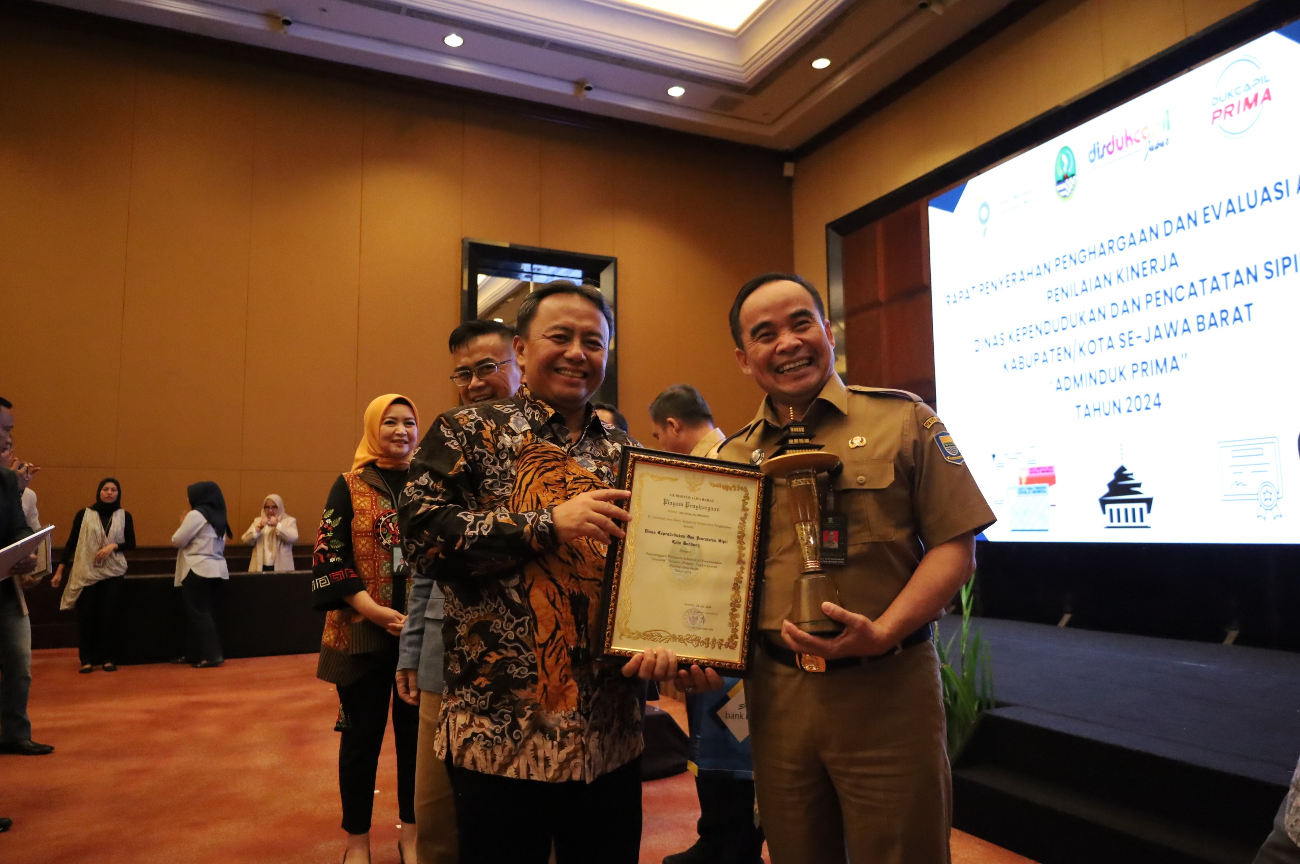 DISDUKCAPIL KOTA BANDUNG
